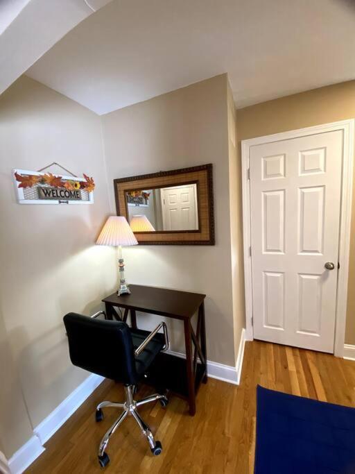 Cozy Boston Getaway Apartment! Free Parking Exterior photo